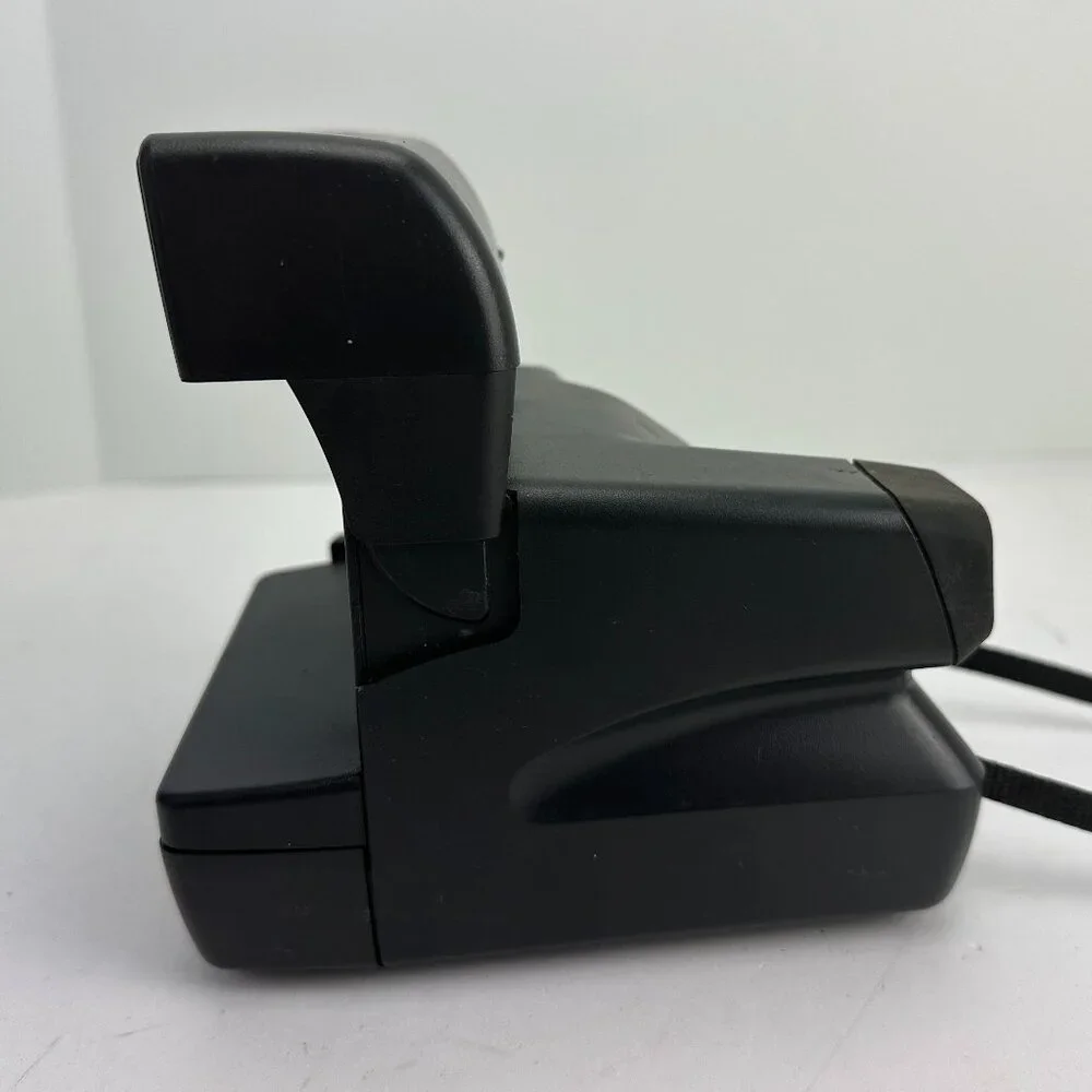 Vintage Polaroid Camera One Step Close Up With Flash Uses 600 Film